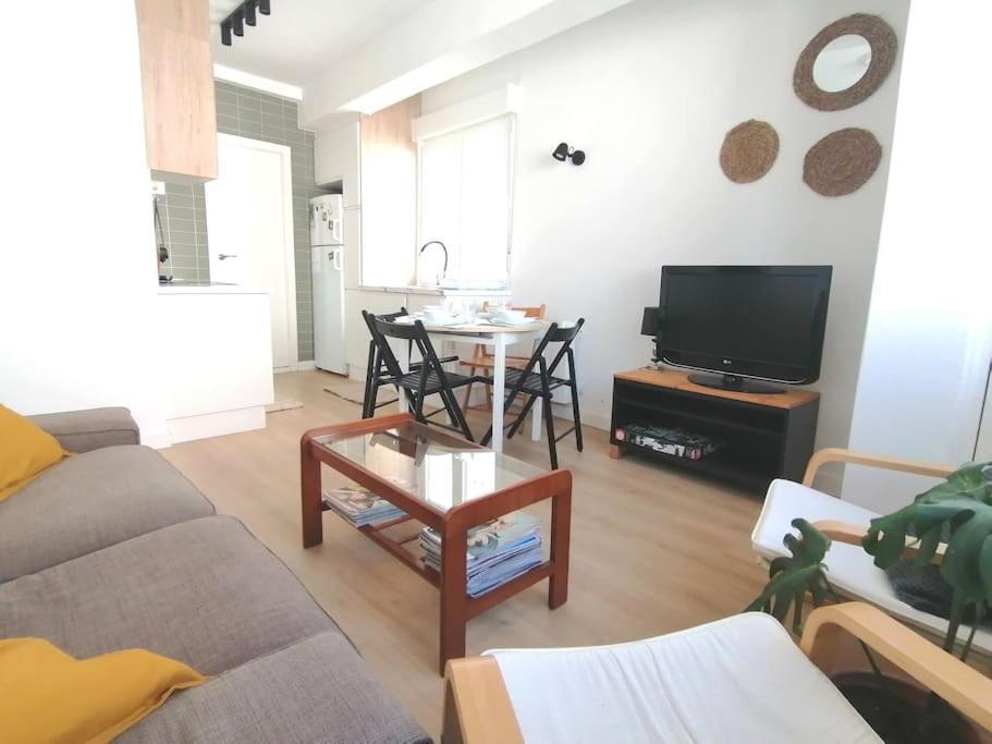 Vibescoruna: Espacioso Apartamento A Pie De Playa Apartamento Corunha Exterior foto