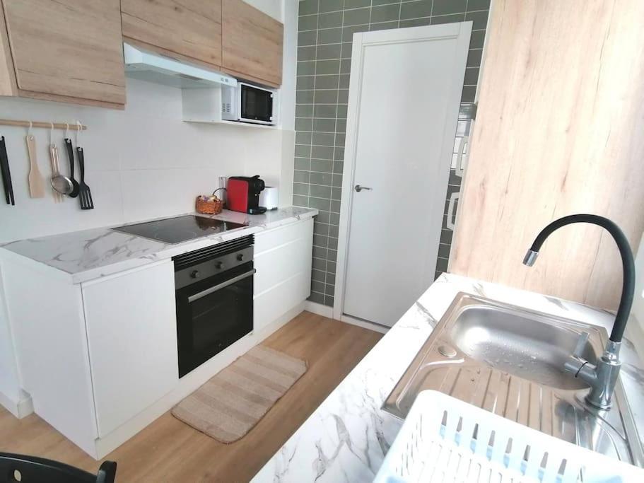 Vibescoruna: Espacioso Apartamento A Pie De Playa Apartamento Corunha Exterior foto